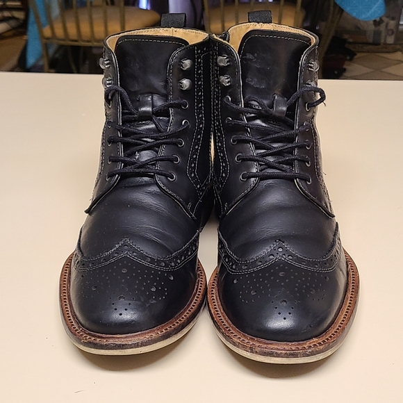 Warfield and Grand Richmond wingtip dress boots size 8 1/2 - Picture 3 of 9